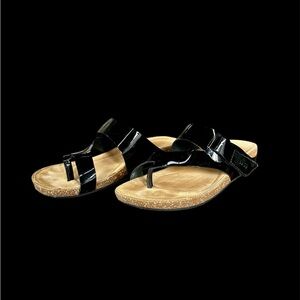 Women’s Clarks Perri Coast Wedge Sandal size 9